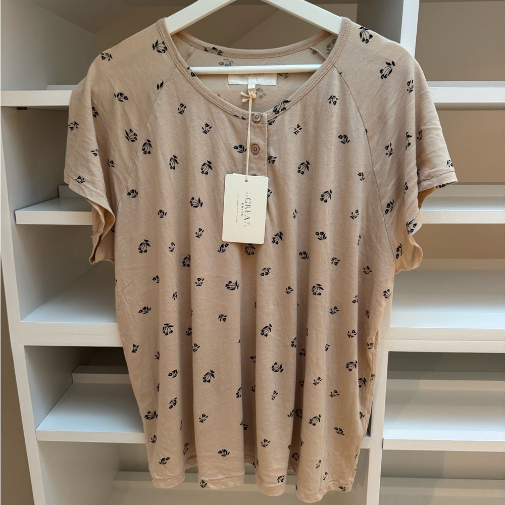NWT THE GREAT Raglan Tee, Size 1/Small.